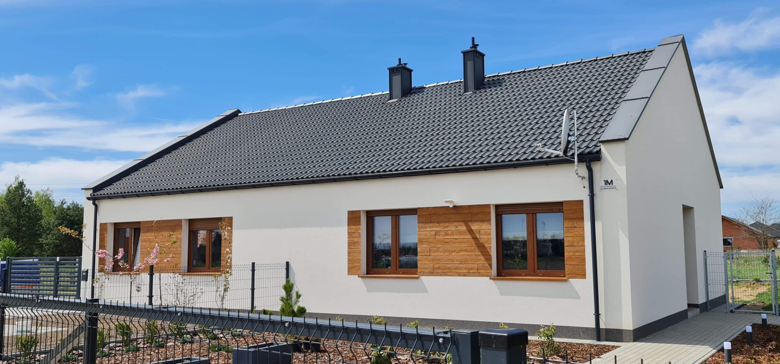 received_468379717768518